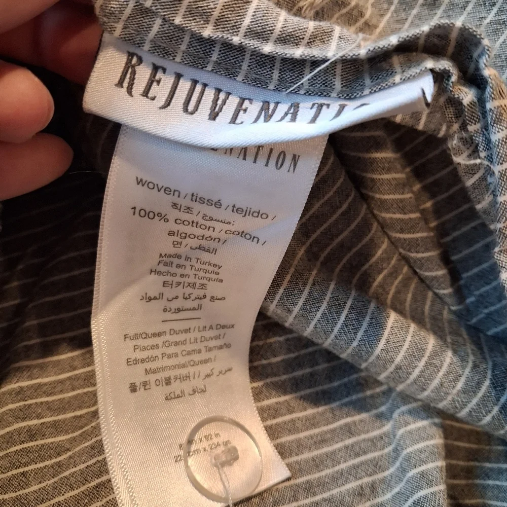 Rejuvenation Queen Gray/white Stripes Cotton Duvet Small Flaw